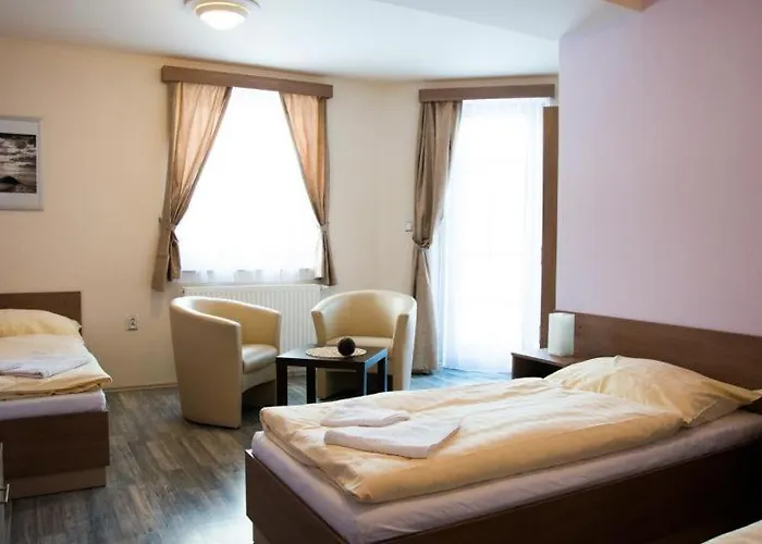 - Restaurace Na Myte 게스트하우스 3*