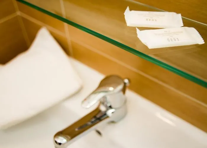 - Restaurace Na Myte 게스트하우스 Sezimovo Usti
